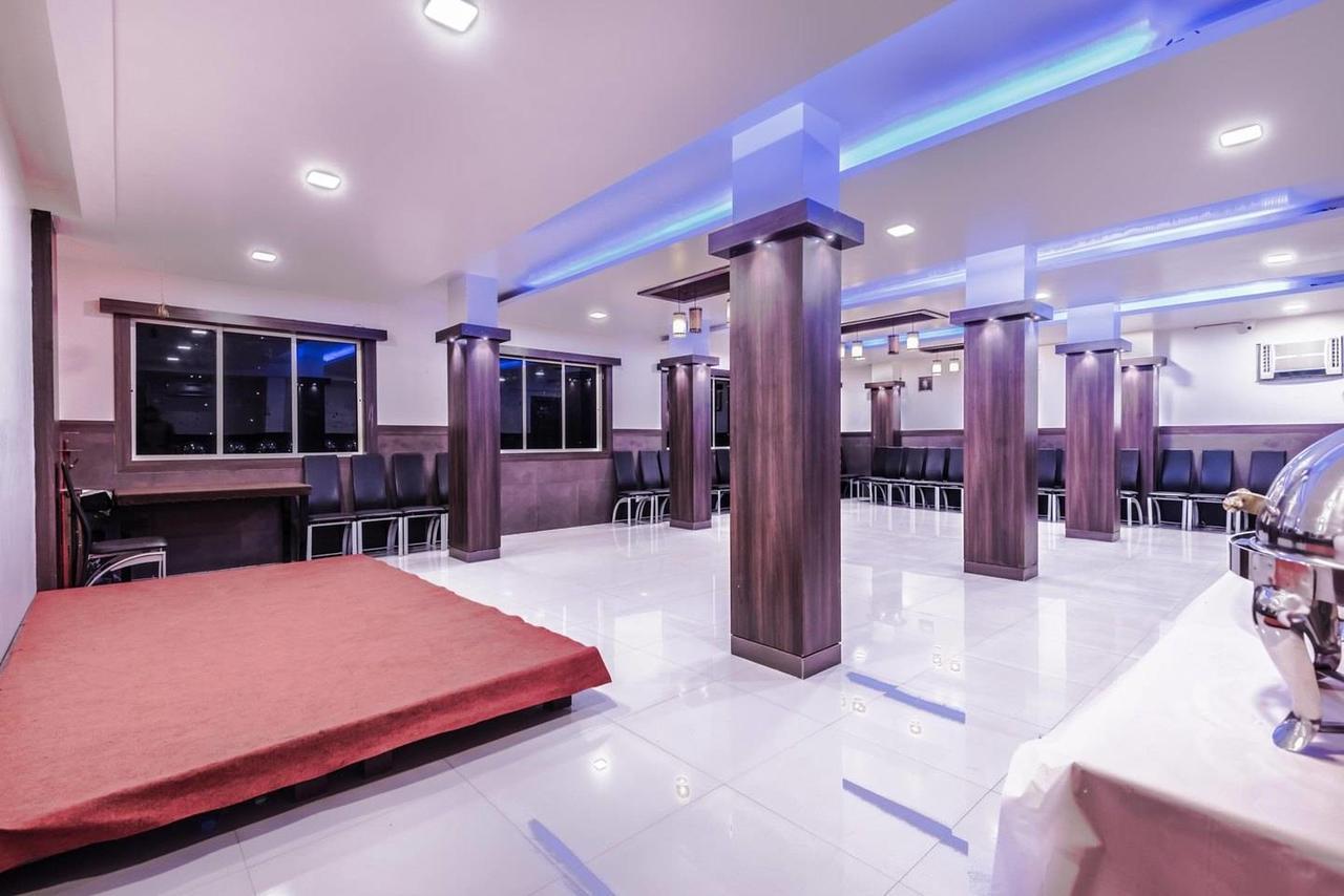 Hotel Veer Residency Panvel Esterno foto