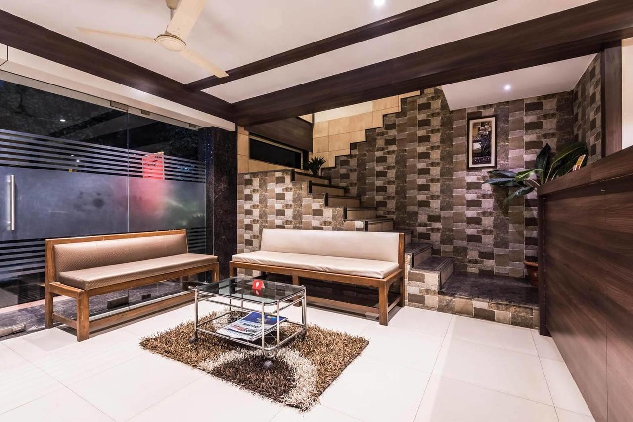 Hotel Veer Residency Panvel Esterno foto