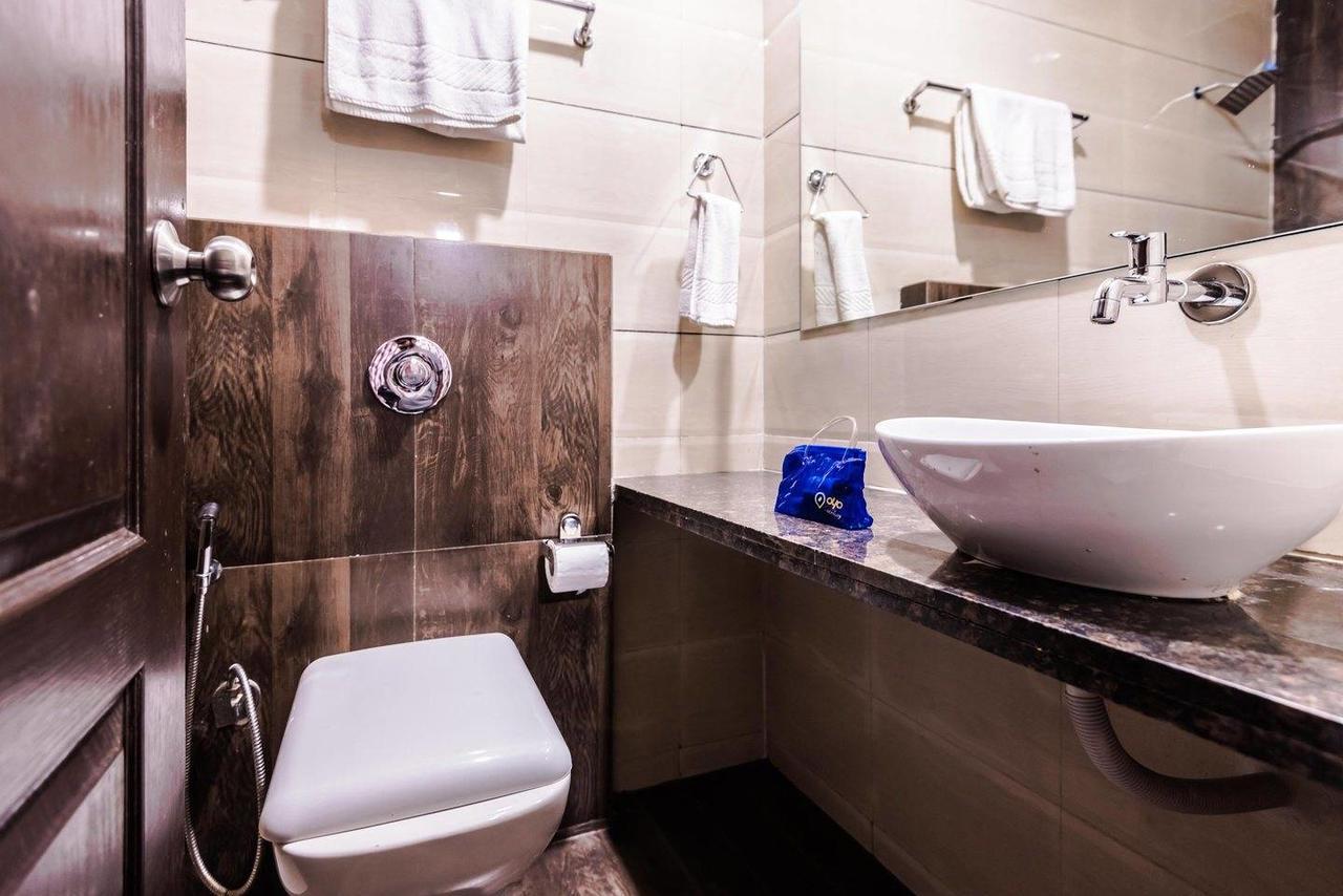 Hotel Veer Residency Panvel Esterno foto