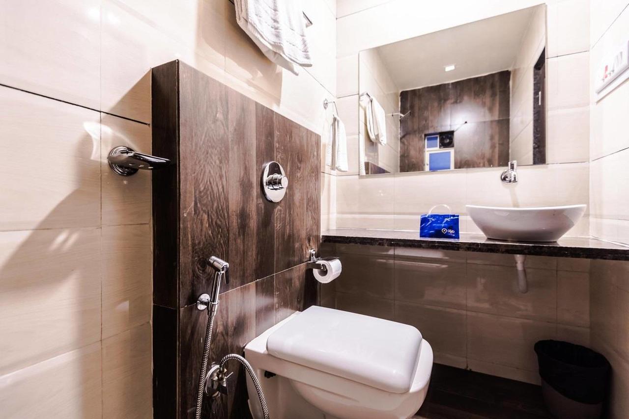 Hotel Veer Residency Panvel Esterno foto